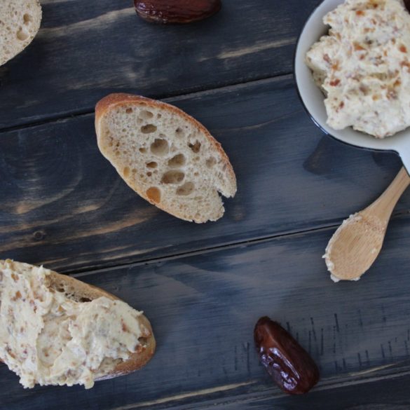 Hurmalı ile krem peynir köri mezesi